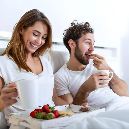 Boutique Franca - Per Coppie Con Servizio Incluso ! 4* Capo Vaticano