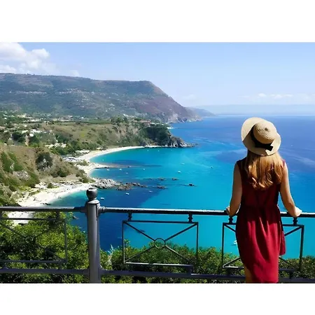 Boutique Franca - Per Coppie Con Servizio Incluso ! 4* Капо-Ватикано